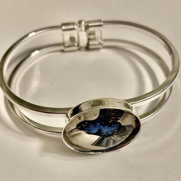 Hummingbird bracelet - Picture 6 of 10